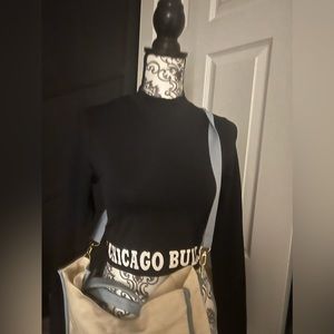 NBA Chicago Bulls long sleeve black top cropped